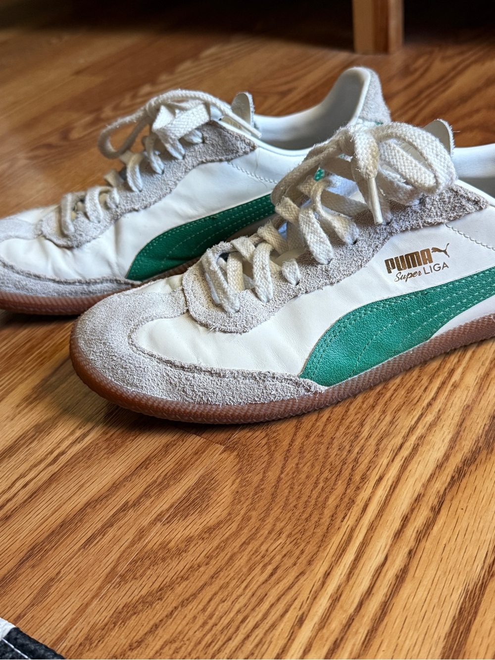 Puma Super Liga Retro Sneakers White with Green Stripe and Gum Sole - Picture 4 of 8